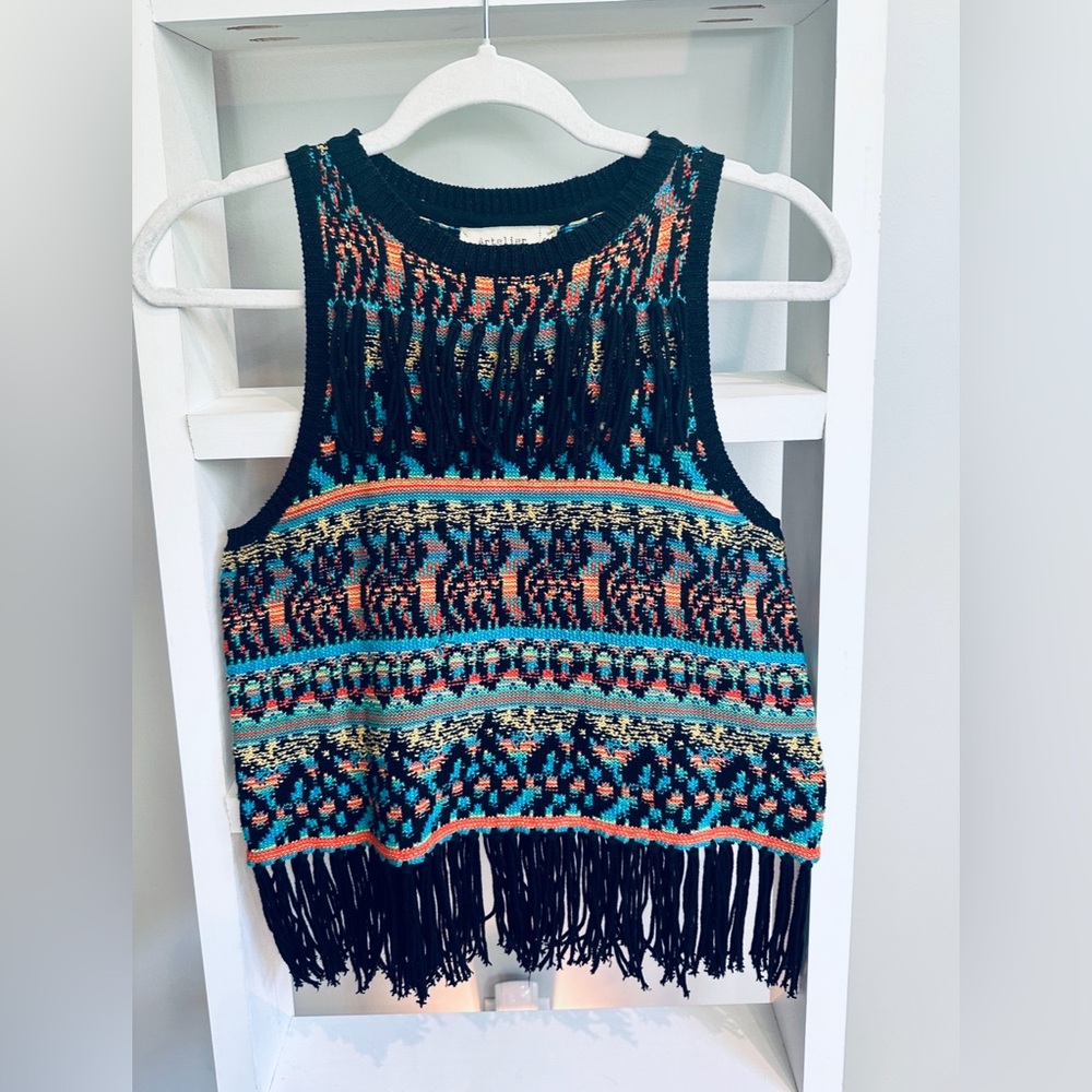 Nicole Miller - Knit Top - Like New - cute hipster style